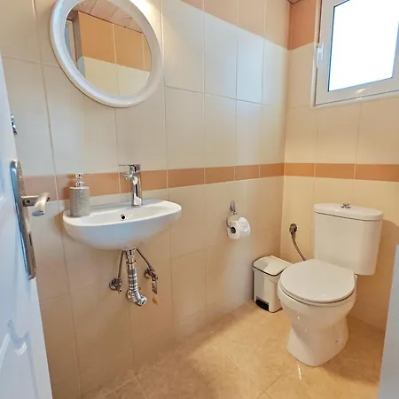 George's Panoramic View