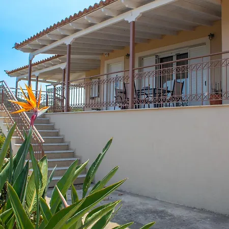 George's Panoramic View Ferienhaus