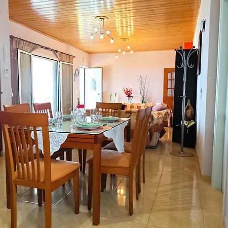 George's Panoramic View Ferienhaus *