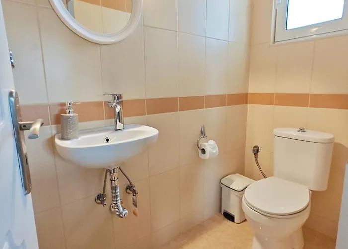 George's Panoramic View